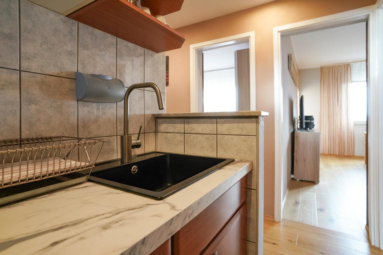 Margerita Apartment & Studio Ровин Екстериор снимка