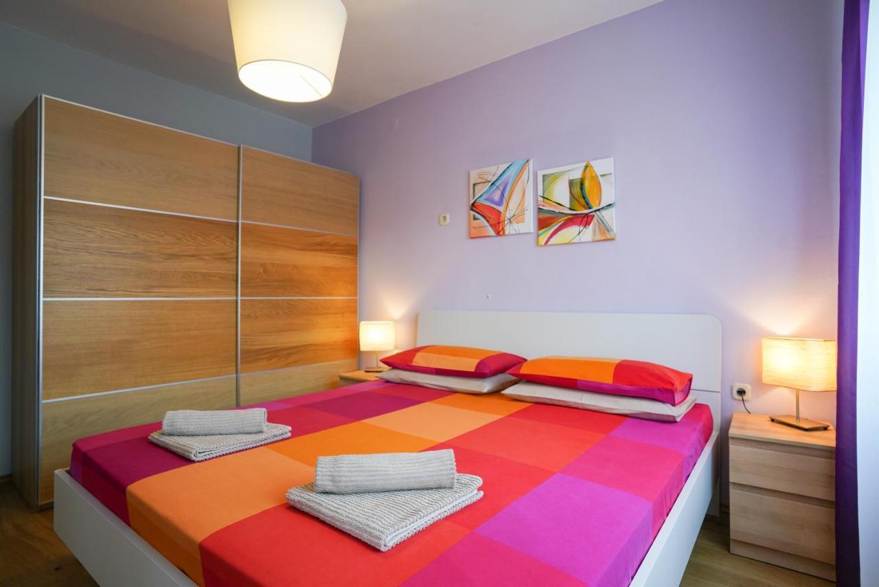 Margerita Apartment & Studio Ровин Екстериор снимка